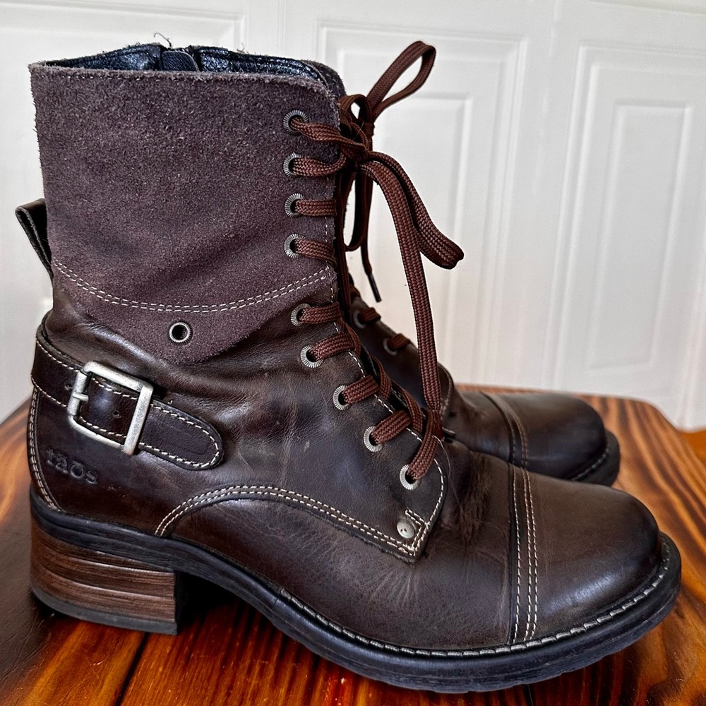 Women’s Taos Crave Boots size 38 in Grey (size 7 - 7.5)